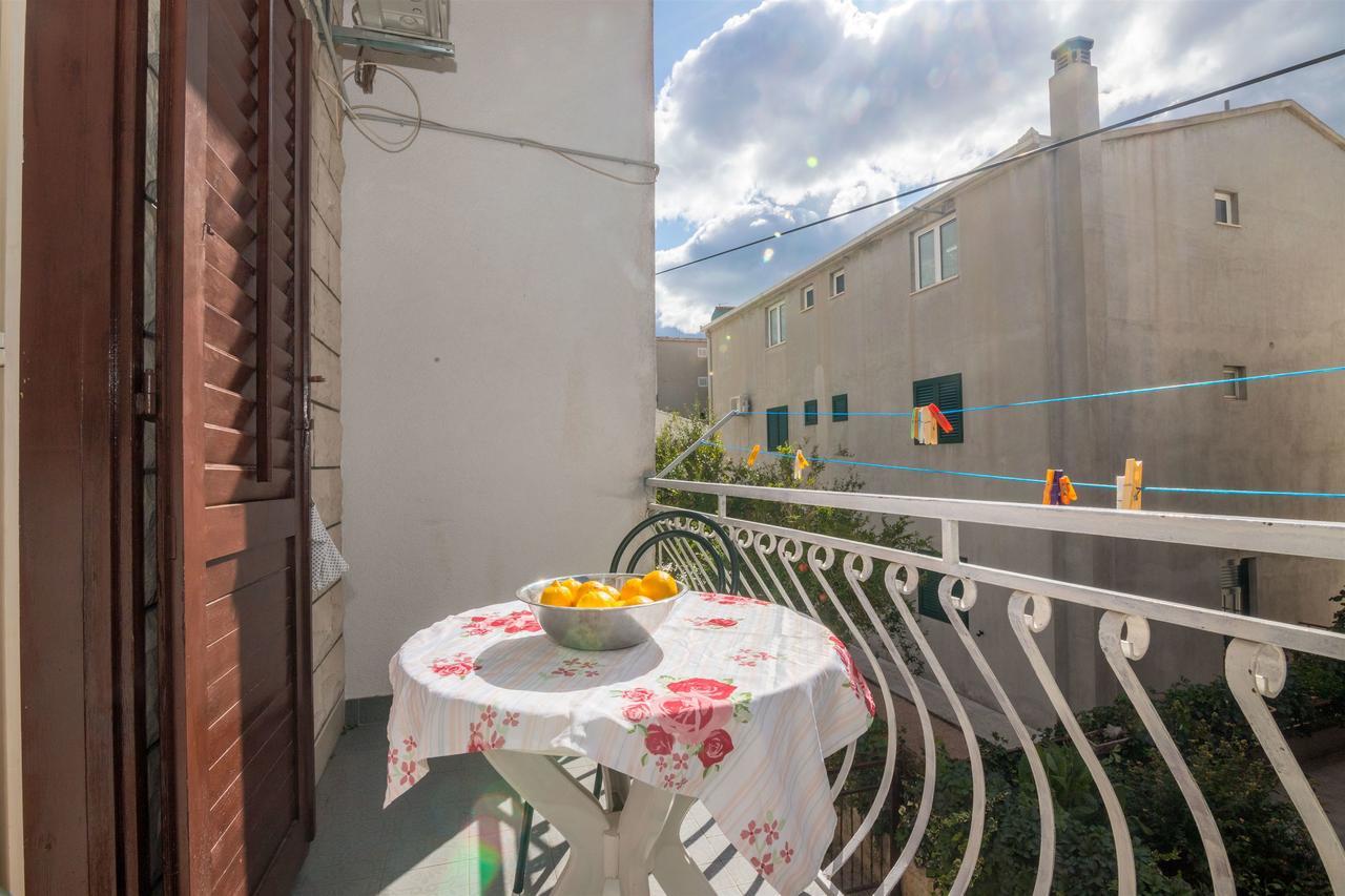 Apartments Zeljko Makarska Exterior photo